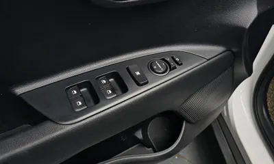 Kia Stonic 2018, 65013 км, за 7491.86 USD - фото 16