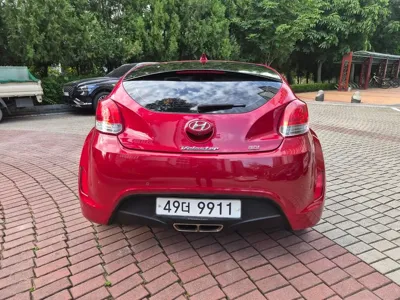 Hyundai Veloster 2012, 113000 км, за 1824.11 USD