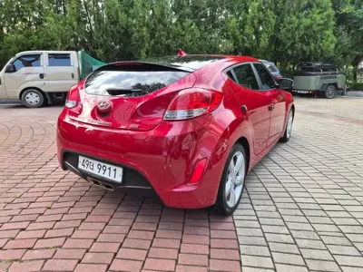 Hyundai Veloster 2012, 113000 км, за 1824.11 USD