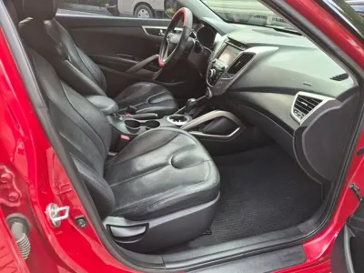 Hyundai Veloster 2012, 113000 км, за 1824.11 USD - фото 9