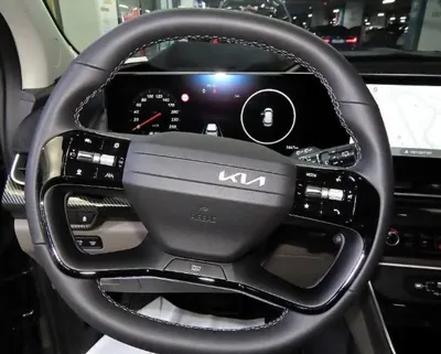 Kia Canival 2026, 5800 км, за 25594.07 USD - фото 10