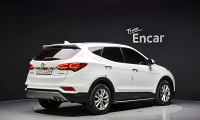 Hyundai Santafe 2017, 157350 км, за 6440.29 USD