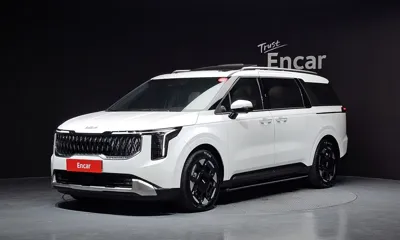 Kia Canival · 2025 год