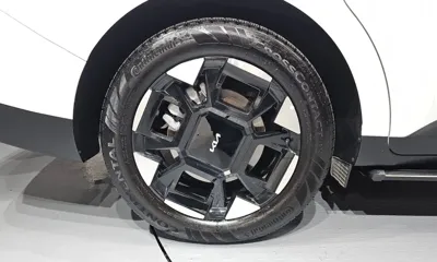 Kia Canival 2025, 9678 км, за 36416.96 USD