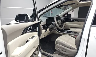 Kia Canival 2025, 9678 км, за 36400.32 USD - фото 10