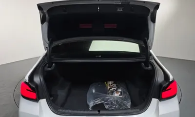 BMW 5-Series 2021, 33855 км, за 27748.32 USD - фото 20