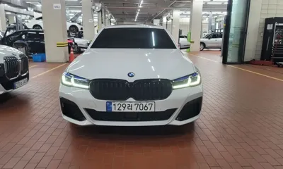 BMW 5-Series 2023, 36770 км, за 28948.76 USD