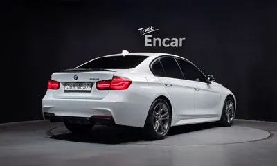BMW 3-Series 2018, 36628 км, за 15547.76 USD