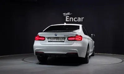 BMW 3-Series 2018, 36628 км, за 15547.76 USD