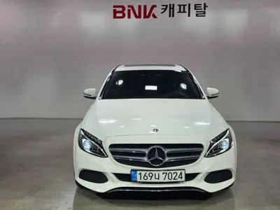 Mercedes-Benz C-Class · 2018 год