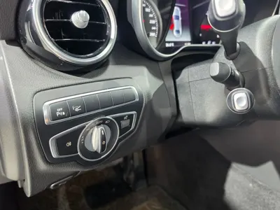 Mercedes-Benz C-Class 2018, 67958 км, за 11661.24 USD - фото 16