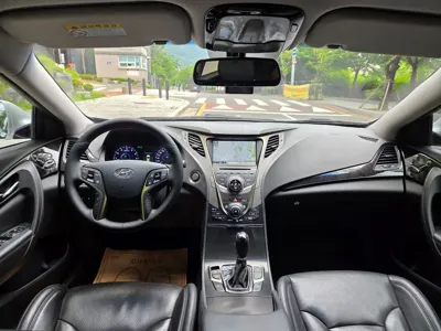 Hyundai Grandeur 2013, 166750 км, за 3843.65 USD - фото 7