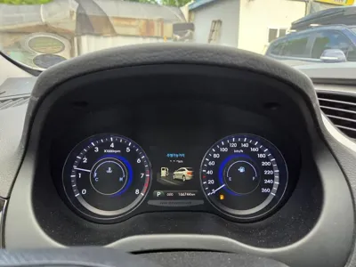 Hyundai Grandeur 2013, 166750 км, за 3843.65 USD - фото 8