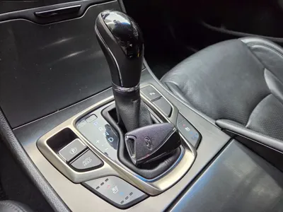 Hyundai Grandeur 2013, 166750 км, за 3843.65 USD - фото 9