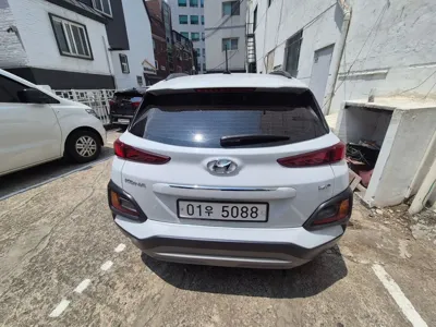 Hyundai Kona 2018, 52374 км, за 8139.69 USD