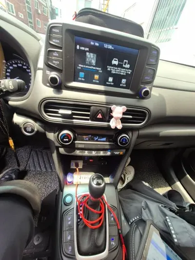 Hyundai Kona 2018, 52374 км, за 8139.69 USD - фото 6