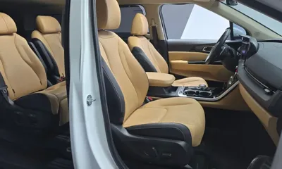 Kia Canival 2023, 52145 км, за 23318.44 USD - фото 10