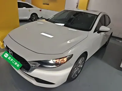 Mazda 3 Axela · 2021 год