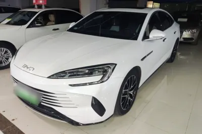 BYD Seal · 2023 год