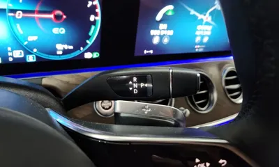Mercedes-Benz E-Class 2023, 52627 км, за 31714.56 USD - фото 9