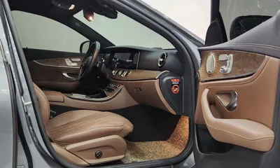 Mercedes-Benz E-Class 2023, 52627 км, за 31714.56 USD - фото 12