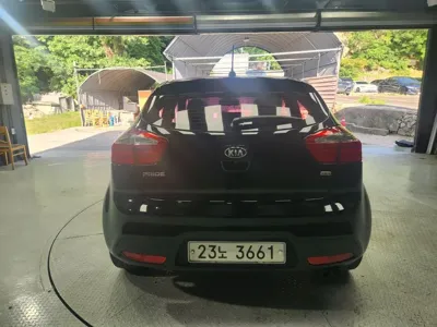 Kia Pride 2014, 107807 км, за 2925.31 USD