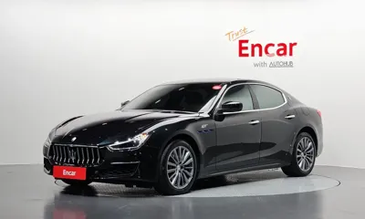 Maserati Ghibli · 2022 год
