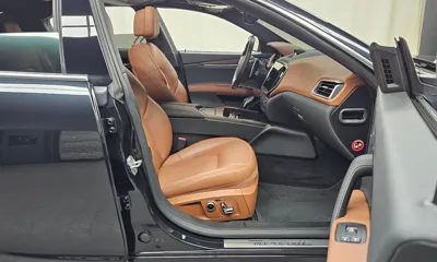 Maserati Ghibli 2022, 58959 км, за 24744.41 USD - фото 26