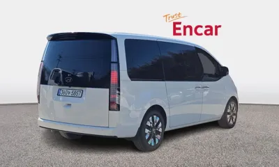 Hyundai Staria 2022, 75329 км, за 21333.86 USD