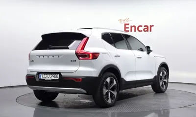 Volvo XC40 2024, 23489 км, за 25287.65 USD