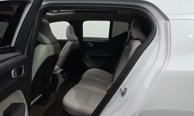 Volvo XC40 2024, 23489 км, за 25287.65 USD - фото 12