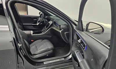 Mercedes-Benz C-Class 2024, 35471 км, за 27898.12 USD - фото 10