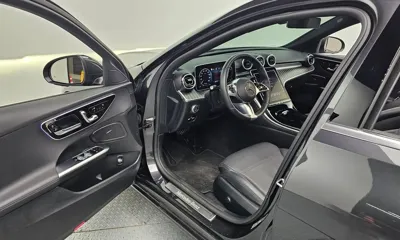 Mercedes-Benz C-Class 2024, 35471 км, за 27898.12 USD - фото 11