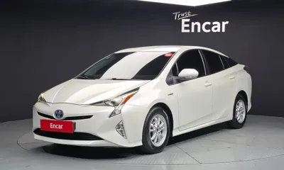 Toyota Prius · 2018 год