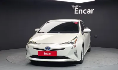 Toyota Prius 2018, 159790 км, за 8334.96 USD