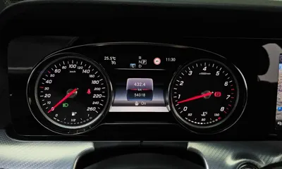 Mercedes-Benz E-Class 2020, 54018 км, за 17255.97 USD - фото 8