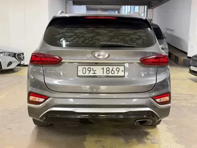 Hyundai Santafe 2019, 173914 км, за 10634.11 USD