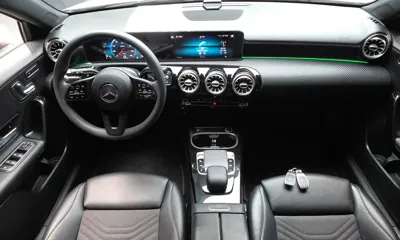 Mercedes-Benz A-Class 2020, 72523 км, за 11661.24 USD - фото 7