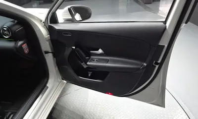 Mercedes-Benz A-Class 2020, 72523 км, за 11661.24 USD - фото 24