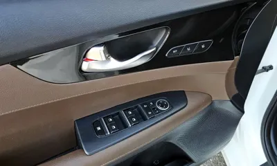 Kia K3 2019, 62642 км, за 10444.03 USD - фото 18