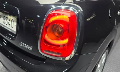 MINI Cooper 2018, 58582 км, за 9751.02 USD - фото 23