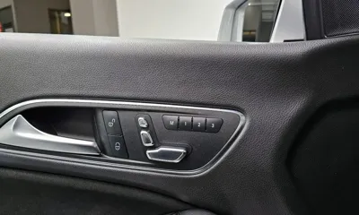 Mercedes-Benz CLA-Class 2018, 97921 км, за 9702.41 USD - фото 19