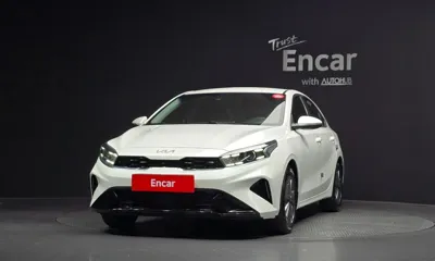 Kia K3 2022, 101131 км, за 8072.78 USD