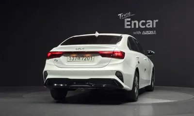 Kia K3 2022, 101131 км, за 8072.78 USD
