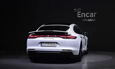 Porsche Panamera 2021, 71759 км, за 74750.36 USD