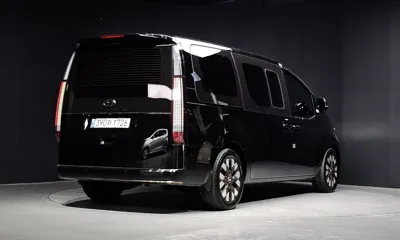 Hyundai Staria