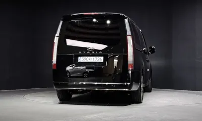 Hyundai Staria