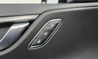 Hyundai Grandeur 2019, 46281 км, за 14260.59 USD - фото 35