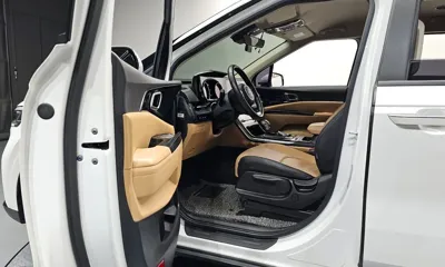 Kia Canival 2023, 34475 км, за 16307.53 USD - фото 10