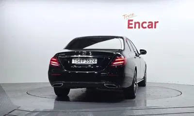 Mercedes-Benz E-Class 2020, 66283 км, за 18839.25 USD